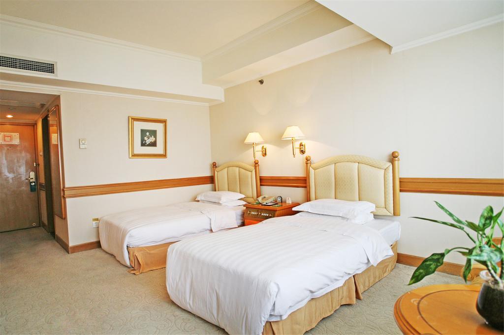 Guangzhou Hotel Pékin  Extérieur photo