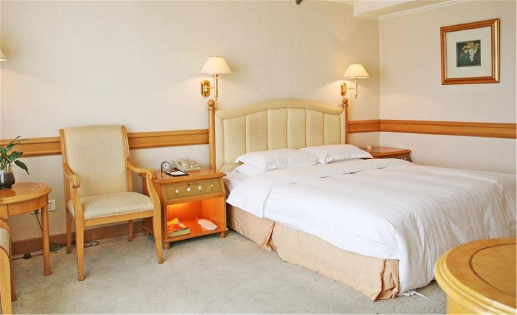 Guangzhou Hotel Pékin  Extérieur photo