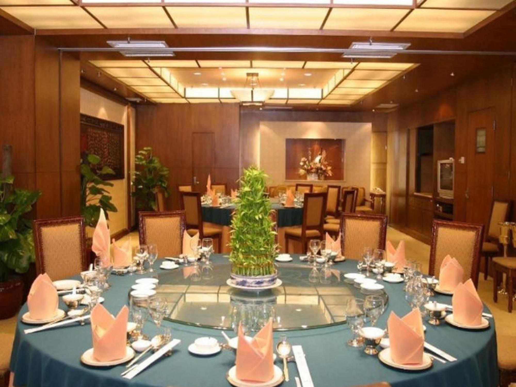 Guangzhou Hotel Pékin  Extérieur photo